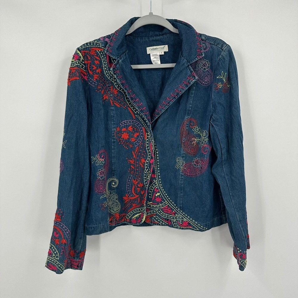 Coldwater Creek Women Boho Embroidered Denim Jacket Size S Paisley Eclectic Folk